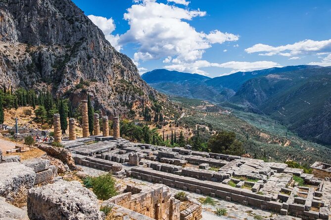 Full-Day Private Tour to Delphi and Thermopylae