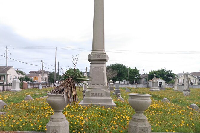 Galveston Cemetery Tour With Ghost Hunting Equipment