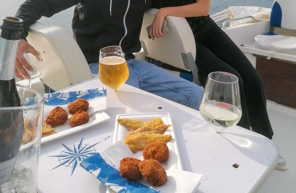 1 garda private boat tour with wine and food tasting Garda: Private Boat Tour With Wine and Food Tasting