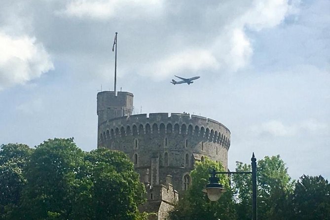 Gatwick Airport Arrival To London Via Windsor Castle