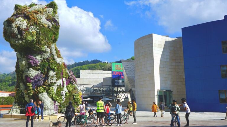 Getxo to Bilbao Guggenheim: Cycling Odyssey
