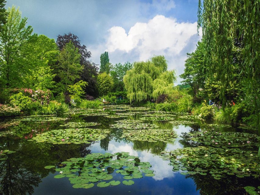 1 giverny private guided walking tour Giverny Private Guided Walking Tour