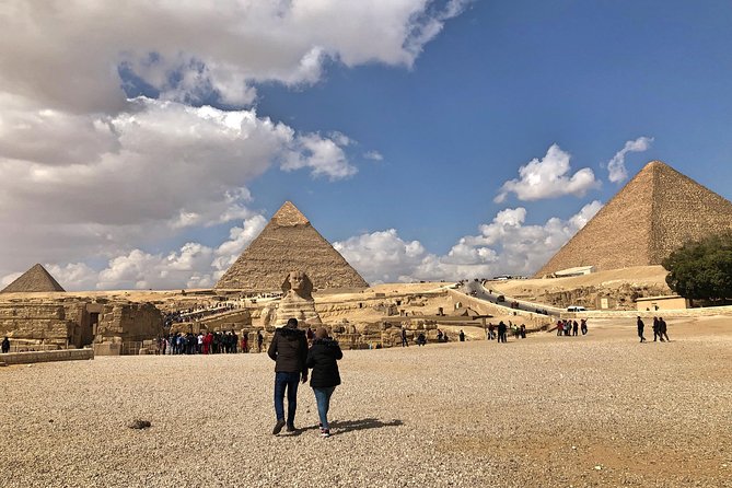 Giza Pyramids, Sphinx & Egyptian Museum Treasures With Private Qualified Guide