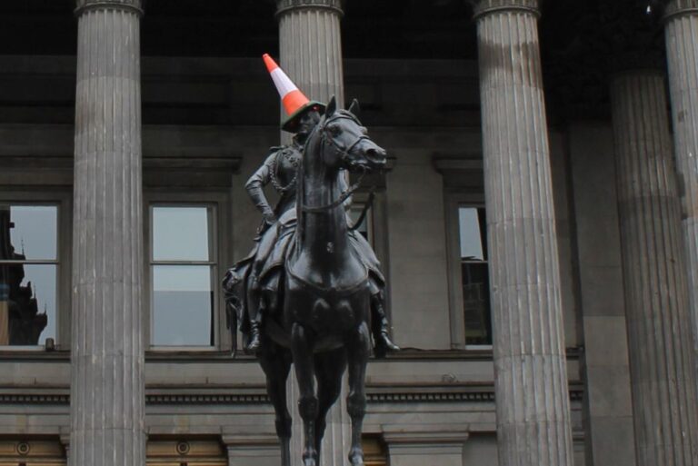Glasgow: Quirky Self-Guided Smartphone Heritage Walks