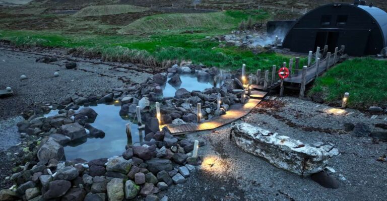 Golden Circle: Geothermal Sea Bath & Farm Lunch Guided Tour