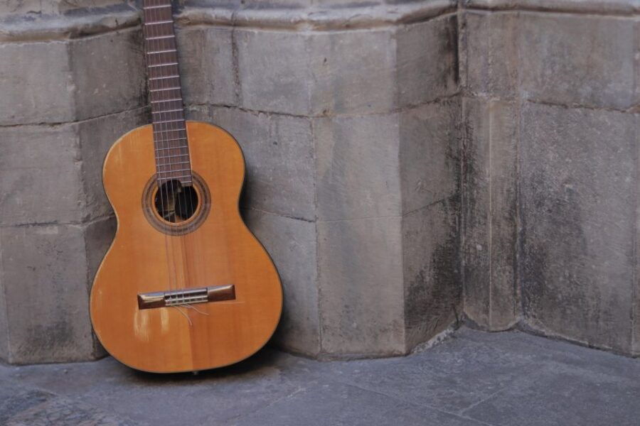 Gothic Quarter Tour With Live Flamenco Guitar