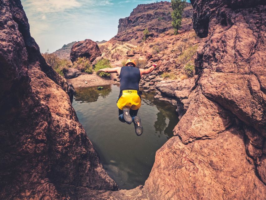 1 gran canaria canyoning adventures at rainbow rocks ravine Gran Canaria: Canyoning Adventures at Rainbow Rocks Ravine