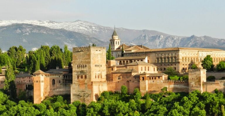 Granada: Alhambra and Nasrid Palaces Tour Without Tickets