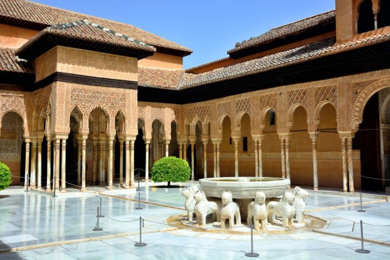 Granada: Alhambra Full Complex & Andalusi Monuments Tickets