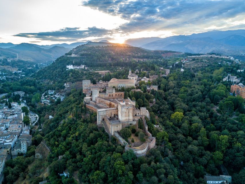 1 granada alhambra palace guided tour Granada: Alhambra Palace Guided Tour
