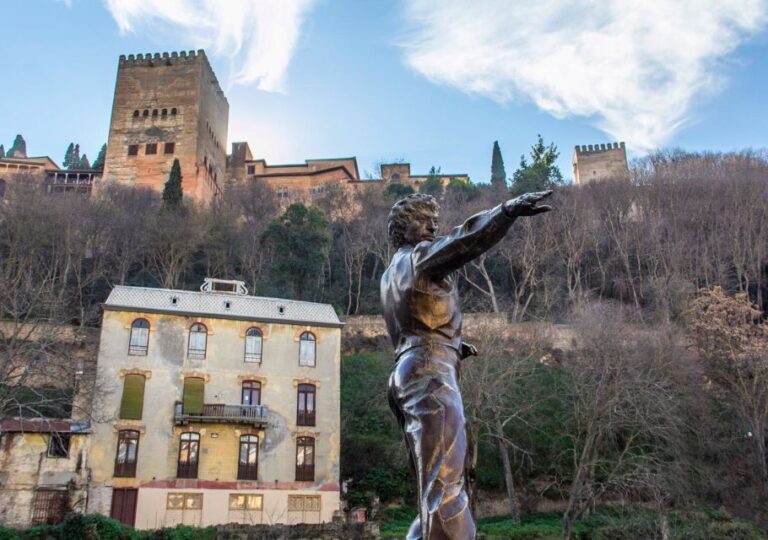 Granada: Exclusive Flamenco Private Tour
