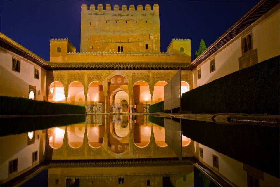 1 granada night visit to the alhambra nasrid palaces Granada: Night Visit to the Alhambra & Nasrid Palaces