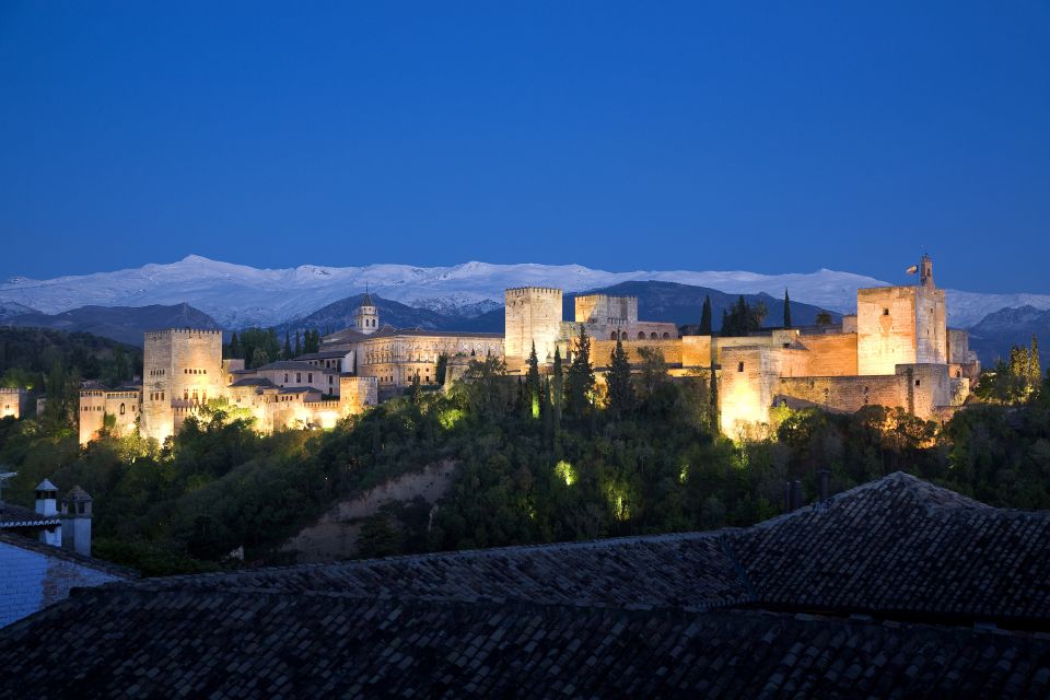 1 granada the alhambra and nasrid palaces guided night tour Granada: The Alhambra and Nasrid Palaces Guided Night Tour