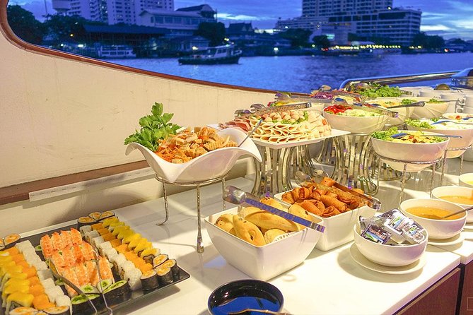 Grand Pearl Luxury Dinner Cruise at Bangkok Admission Ticket (SHA Plus)