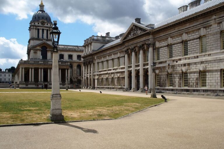 Greenwich Museums and River Cruise With Italian Guide