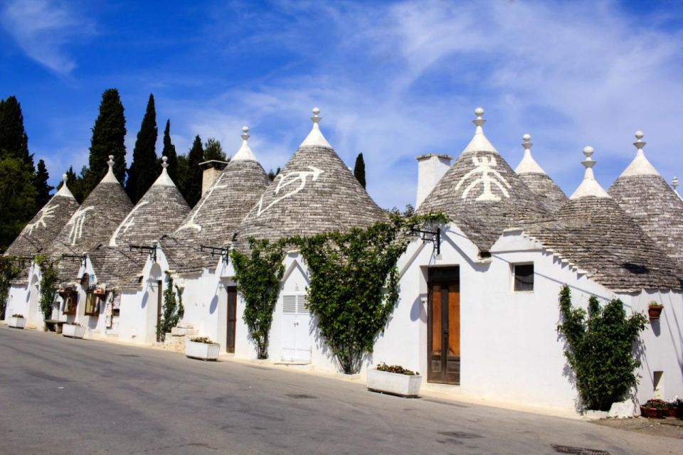 1 guided alberobello walking tour for couples Guided Alberobello Walking Tour for Couples