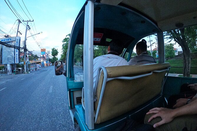 1 guided chiang mai city night tour by ev tram Guided Chiang Mai City Night Tour by EV Tram