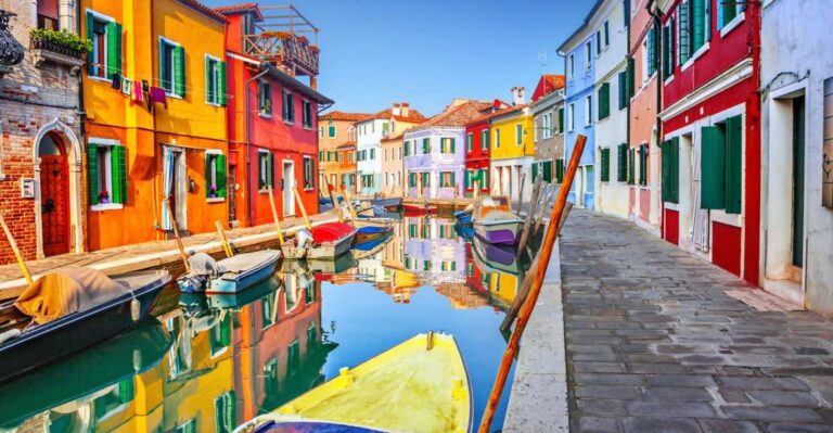 Guided Tour of Murano, Burano and Torcello From Venice