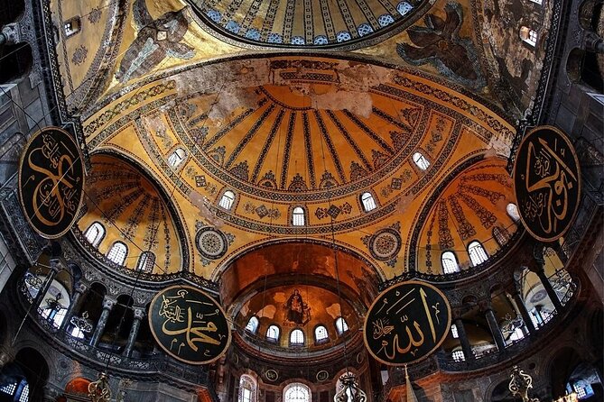 1 hagia sophia blue mosque hippodrome guided tours Hagia Sophia & Blue Mosque & Hippodrome Guided Tours
