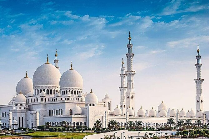 Half-Day Grand Mosque Tour From Dubai With a Guide