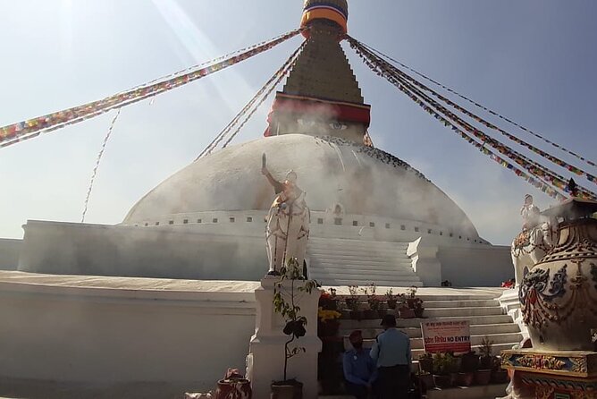1 half day hiking to swayambhunath stupa Half Day Hiking to Swayambhunath Stupa