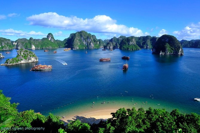 Halong Bay Gulf of Tonkin Full-Day Cruise Including Lunch