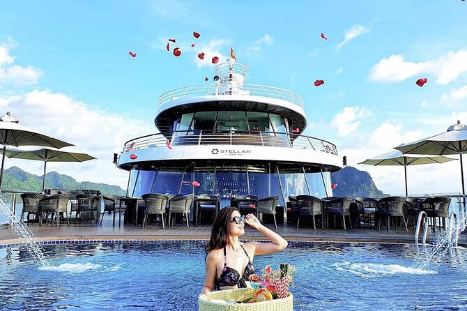 Halong Bay, Lan Ha Bay 2-Day Luxury Cruise