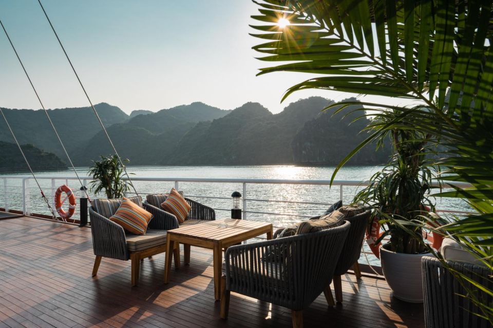 1 halong luxury day cruise and transportation transfers Halong Luxury Day Cruise and Transportation Transfers