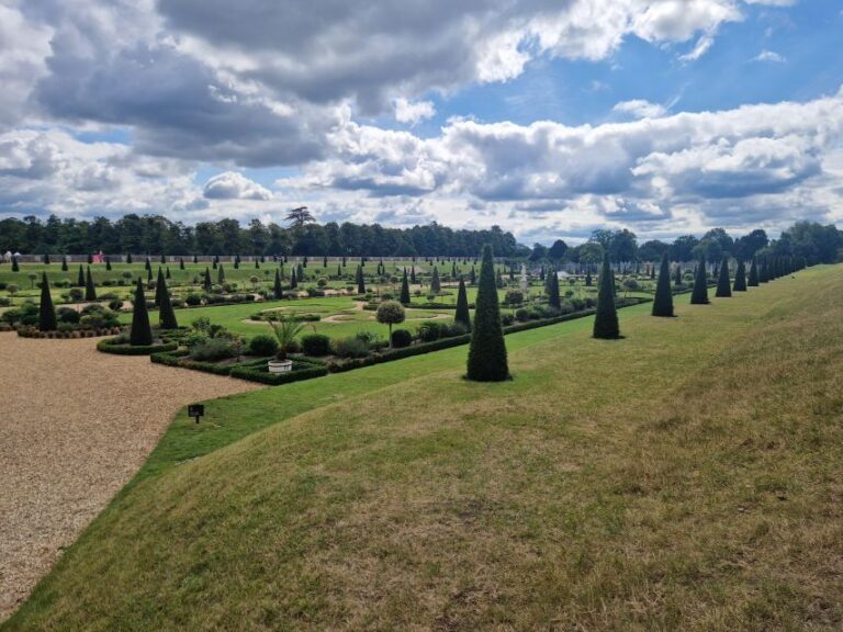 Hampton Court and Windsor Castle, a Right Royal Day Out.