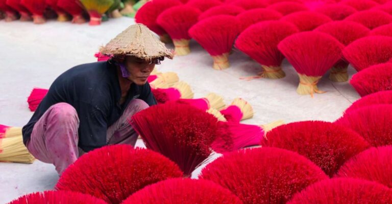 Hanoi: Incense and Hat Villages Day Trip With Train Street