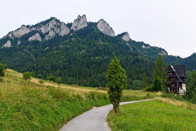 Hiking in the Pieniny Mountains & Dunajec River Rafting From Krakow, Private