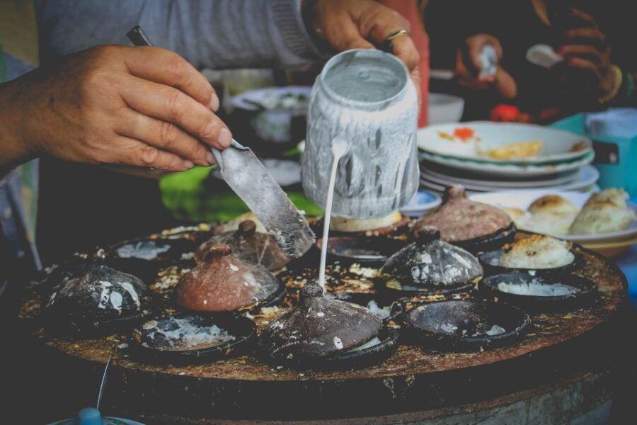 1 ho chi minh city street food night tour with a local guide Ho Chi Minh City: Street Food Night Tour With a Local Guide