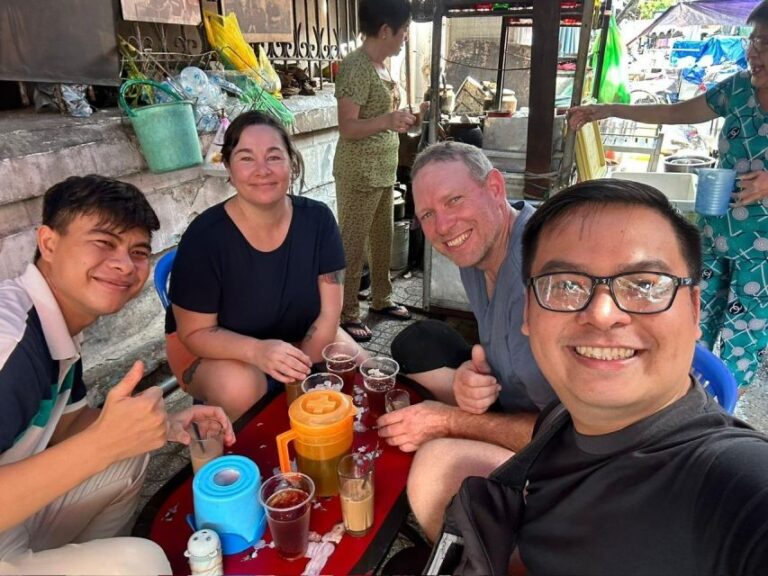 Ho Chi Minh – Saigon: Private Local Night Walking Food Tour