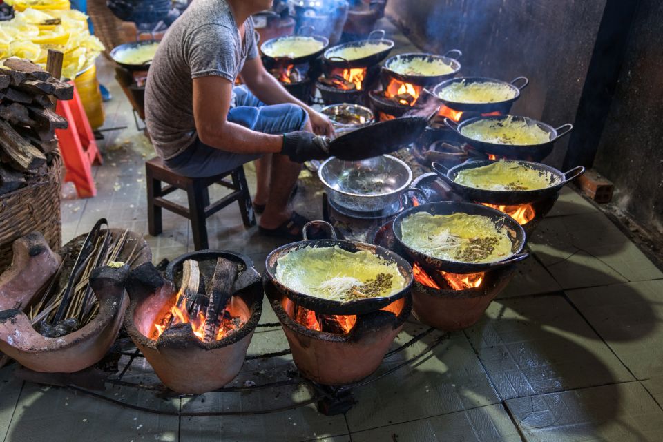 Ho Chi Minh: Saigon Street Food Walking Tour - Gastronomic Delights in Saigon Streets
