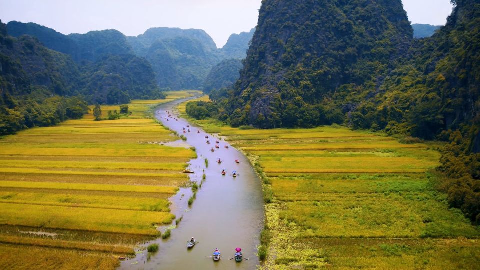 Hoa Lu and Tam Coc 1-Day Tour