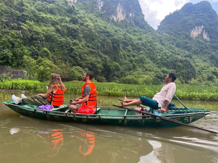 1 hoa lu tam coc mua cave hiking full day tour Hoa Lu, Tam Coc, Mua Cave Hiking Full Day Tour