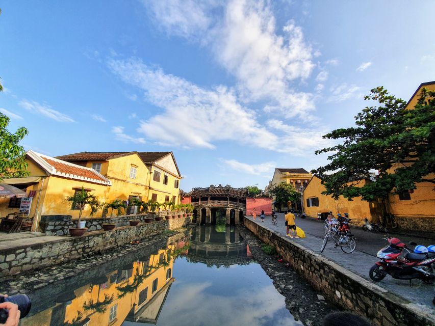 Hoi an Ancient Town and Traditional Village by Bicycle