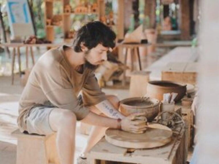 Hoi An: Explore Thanh Ha Village and Making Pottery