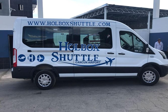 1 holbox cancun airport shuttle terminal 2 Holbox Cancun Airport Shuttle Terminal 2