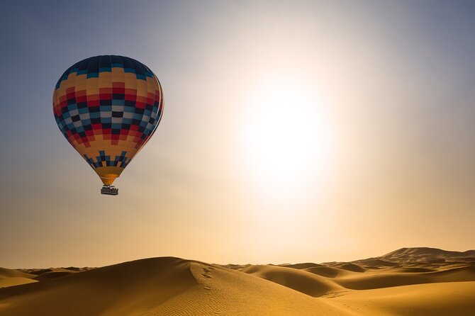 1 hot air balloon ride in dubai with breakfast and transfers Hot Air Balloon Ride in Dubai With Breakfast and Transfers