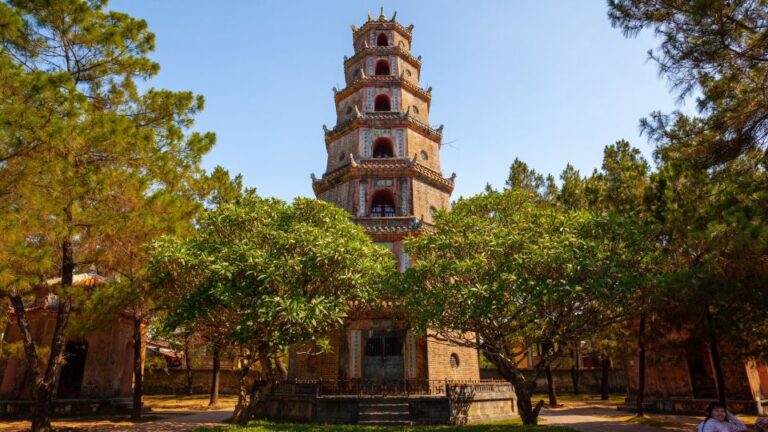 Hue Citadel, Thien Mu Pagoda and Tomb of Khai Dinh