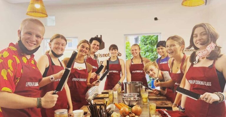 Hue: Home Vegan/Vegetarian Cooking Class With Local Girl
