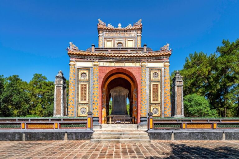 Hue: Hue Royal Tombs Tour Visit 3 Best Tombs of the Emperor