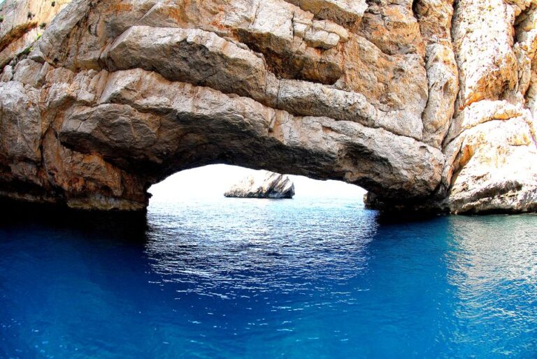 Ibiza: Snorkeling and SUP Paddle, Beach and Cave Cruise