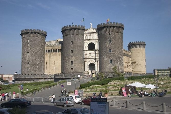 Incredible Naples – Walking Tour With an Expert Local Guide
