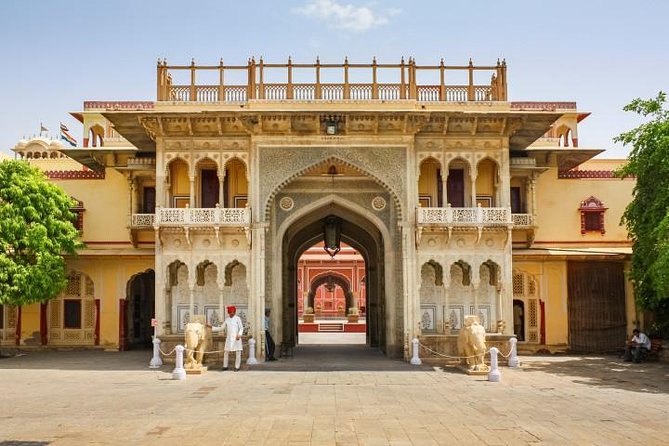 Jaipur Full Day City Tour Visit Hawa Mahal, Amber Fort & City Palace