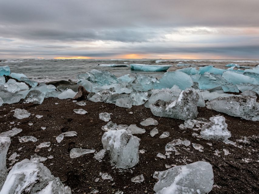 1 jokulsarlon floating glacier diamond beach day tour Jökulsárlón Floating Glacier & Diamond Beach Day Tour