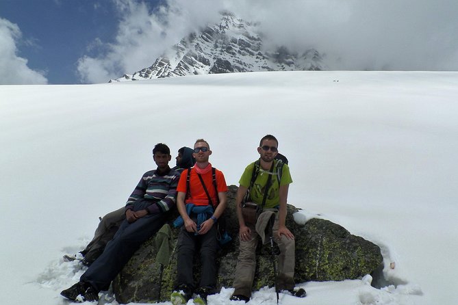 Kashmir Snow Trek