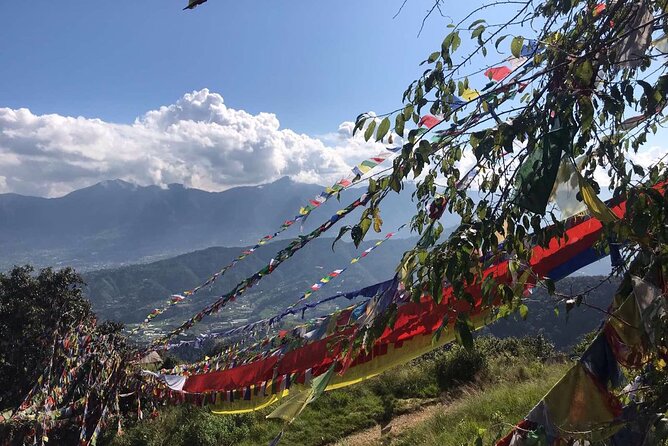 Kathmandu: 1 Day Hiking to Nagarjun Hill