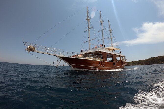 Kemer Bay Blue Cruise From Antalya & Belek